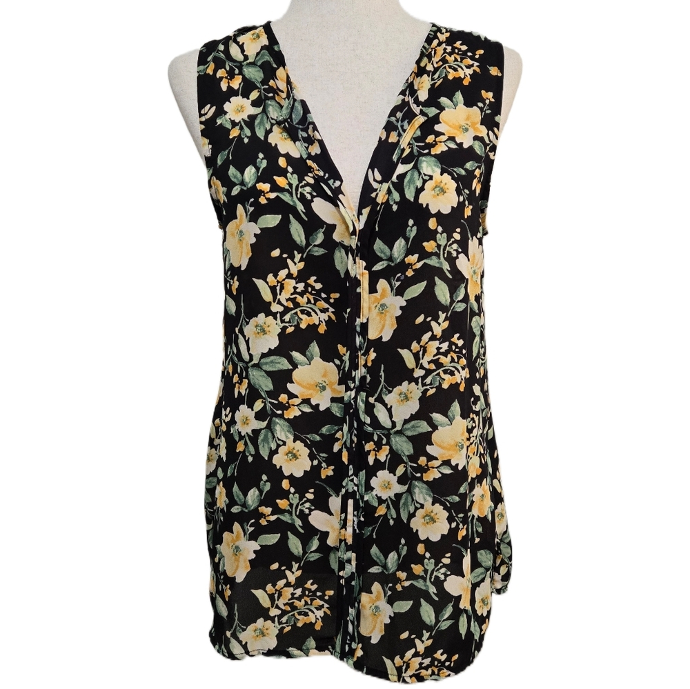 Bobeau Floral Sleeveless V-Neck Top Pleated Back Black Yellow Size Medium